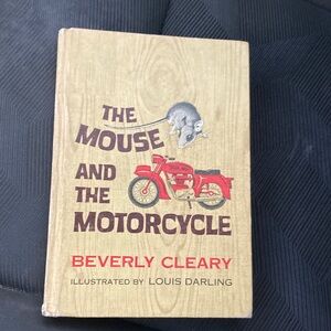 The Mouse and the Motorcycle 1st Ed.  Beverly Cleary 1965 Weekly Reader Book